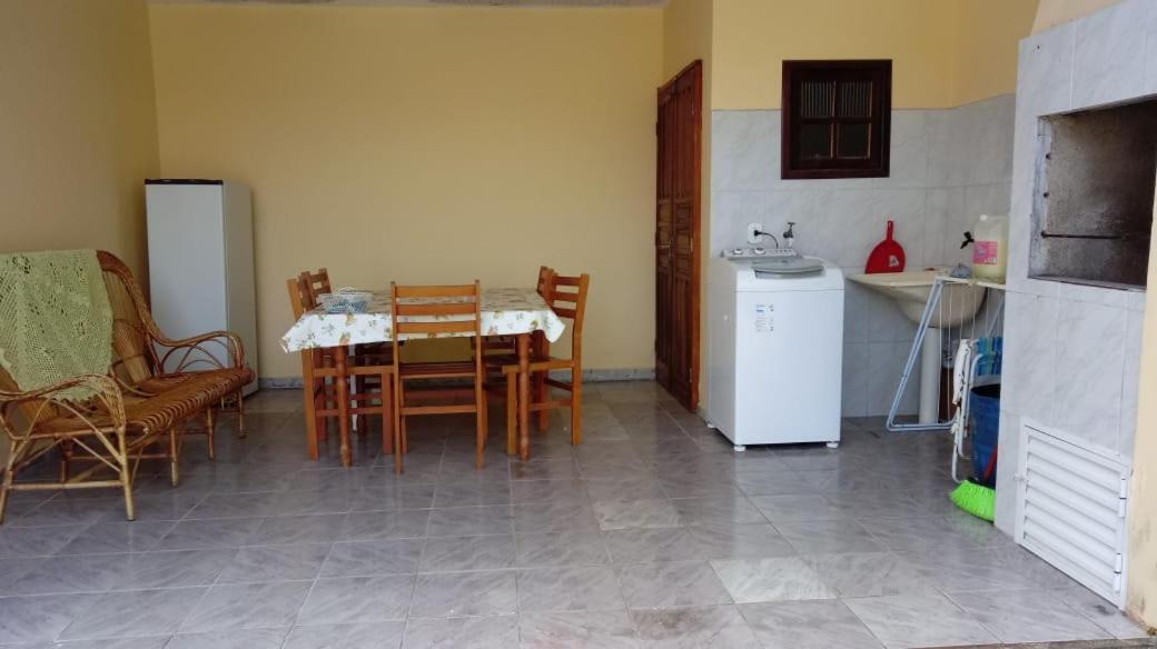 Casa Guaratuba Espacosa E Confortavel ภายนอก รูปภาพ